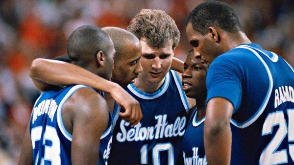 Seton Hall's 1989 Final Four team with Andrew Gaze.