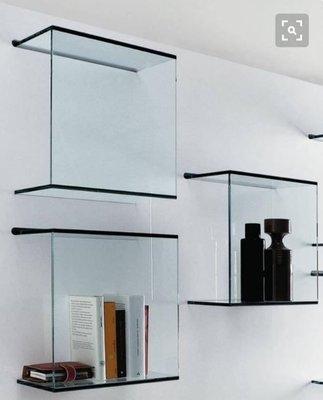 custom glass shelving