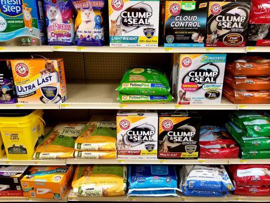 Vast selection of kitty litter at PETSENSE in Thomaston, Georgia.