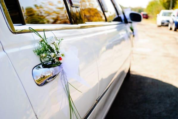 Limos Pasadena is Pasadena's top choice in elegance in local travel and chauffeuring. Timely, high-quality service - the best fleet in town!