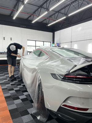 Installing Matte PPF to this Porsche 911 GT3 Touring