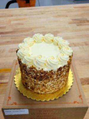 6in carrot cake