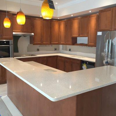 SILESTONE QUARTZ KITCHEN COUNTER TOP