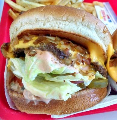 NOW THIS IS SERVICE! "IN-N-OUT" ... "Animal Style Cheeseburger!" That is Quality "Face Time" Gist!