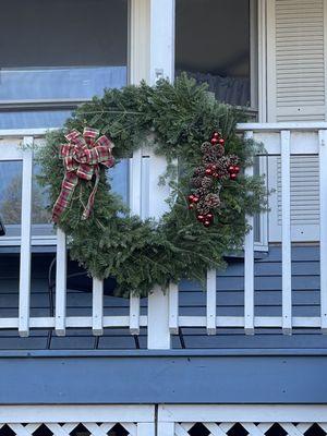 Large wreath