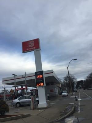 Watertown Speedway -- 22 North Beacon Street / Route 20, Watertown           Sign & Station