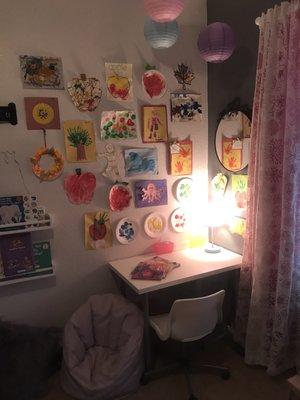 My daughters art wall with all of her fall artwork!