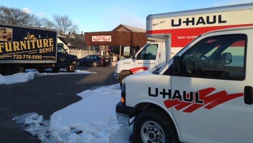 U-Haul Neighborhood Dealer