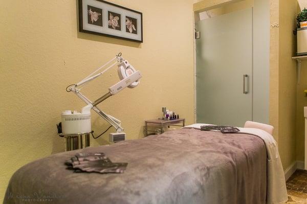 Facial  and Body Treatment room