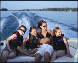 Yacht Smart watersports and family fun