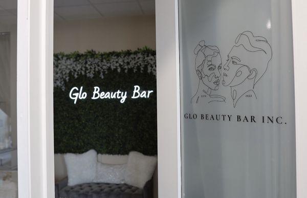 Glo Beauty Bar