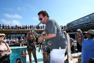 Richard Elliott Saxing in the pool