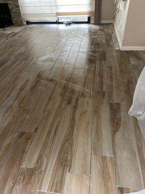 8x48 plank tile floor random pattern