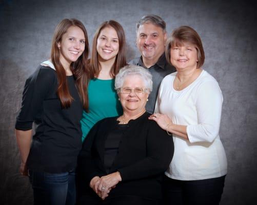 From our first contact with DeFord Photography we found her willingness to accommodate us in our home was surprising and calming