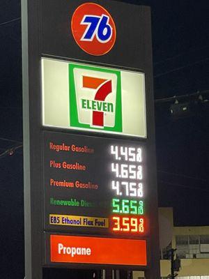 Cheapest 76 gas in town and has E85 Flex Fuel.