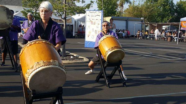 2018 On in festival taiko performance.