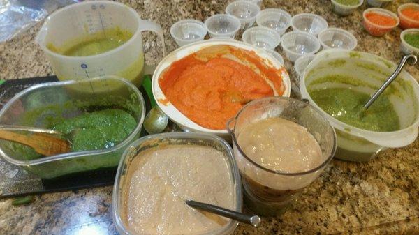 We Take pride in making your childs babyfood In house using Whole Vegetables.
 
 *All meals are provided with enrollment.