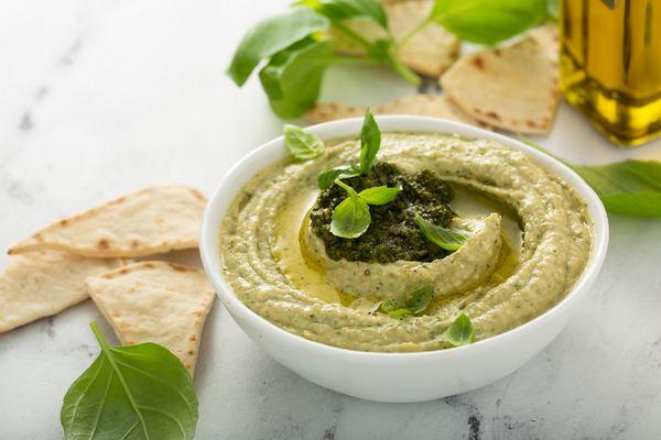 Basil Pesto Hummus