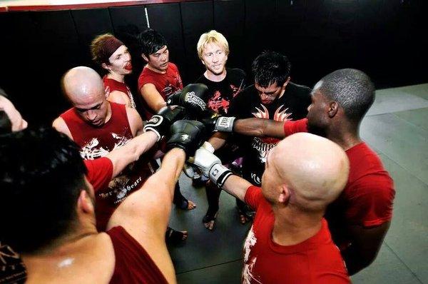 We're LOS ANGELES's premier Muay Thai Kickboxing, Jiu Jitsu, and MMA Fitness Training club with a strong commitment towards our Students!