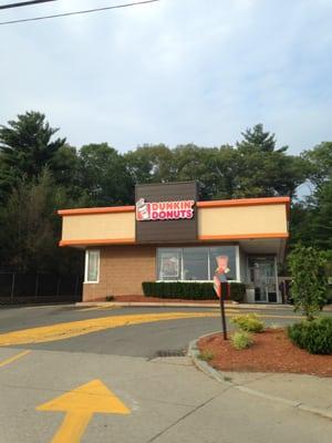 Franklin Dunkin Donuts -- 541 West Central Street / Route 140, Franklin          Storefront