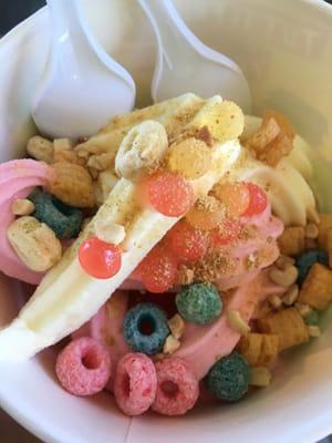 Strawberry. & mango w/Fruit Loops, Captain Crunch, strawberry boba, mango boba, nuts, graham crackers! 3.10446 stars!