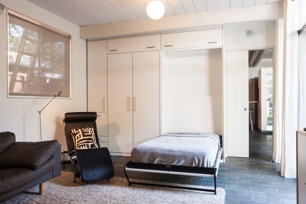 Palo Alto residence twin wallbeds. Shown; one open and one closed.
Built into a room in an Eichler home.