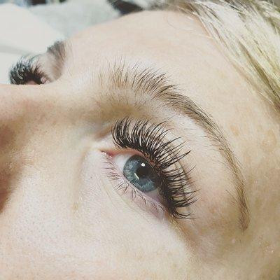 Classic lash extensions