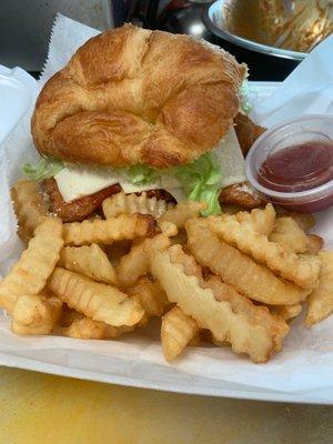 Da'Gordon's fried chicken sandwich all the way combo