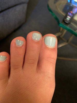 Sorry for the toes but this is 3 weeks and a half and I just realized I have to go back! This is UV gel! My point is the nails lastttt!