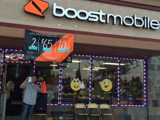 BOOST MOBILE  1055 w. 1st st  Santa Ana, Ca 92703