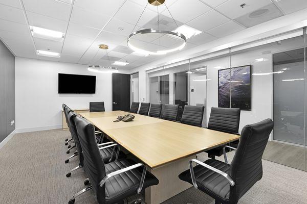 16 Person Meeting Room