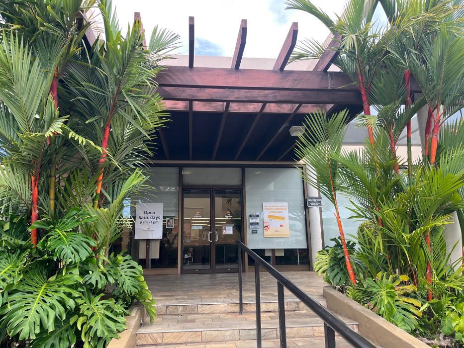 First Hawaiian Bank Kapahulu Branch